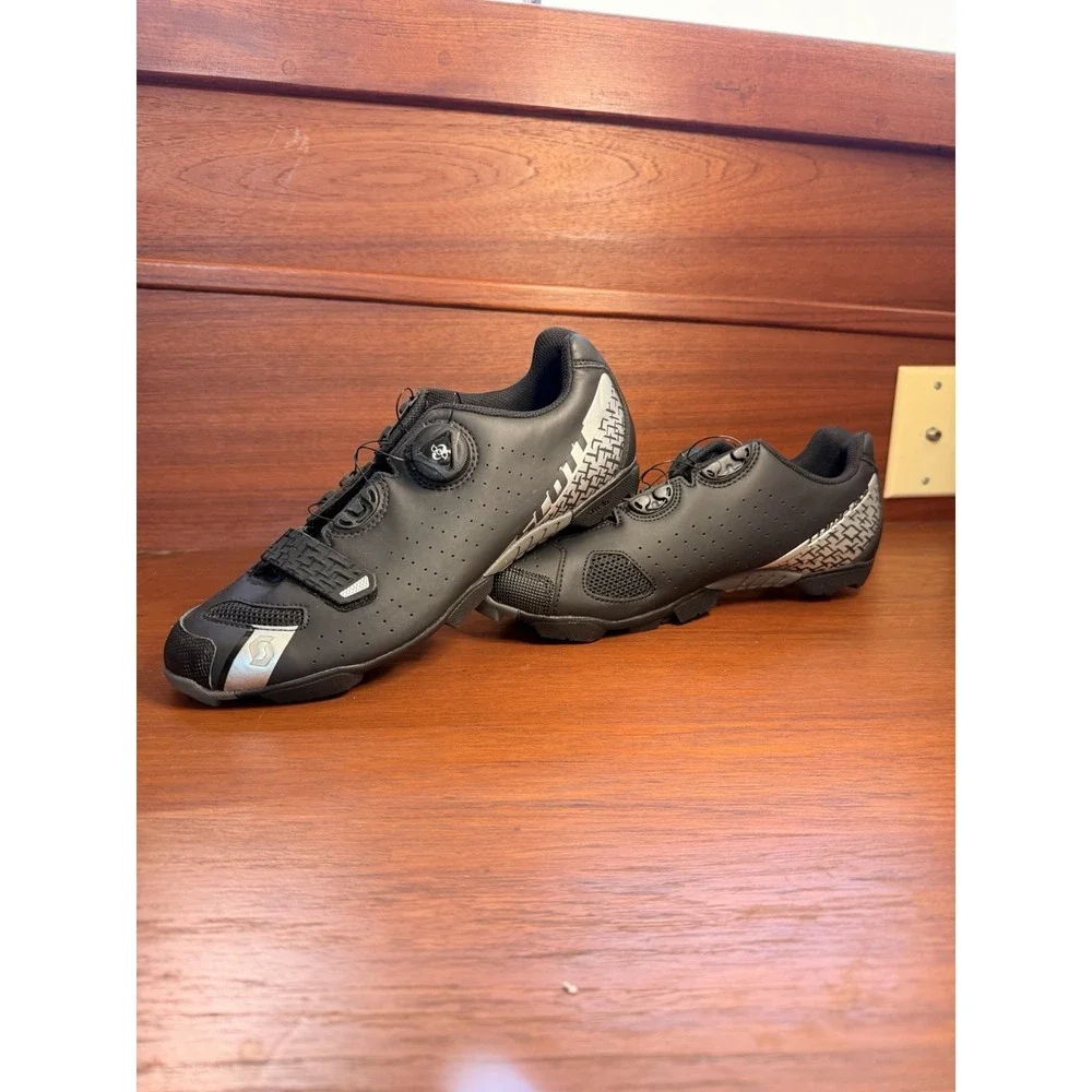 Scott up sale